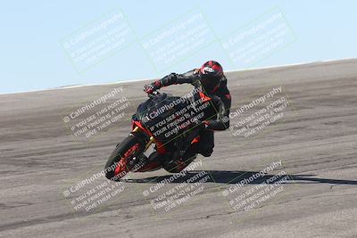 media/Oct-13-2025-Moto Forza (Mon) [[a66d839500]]/4-C Group/Session 2 (Bowl)/